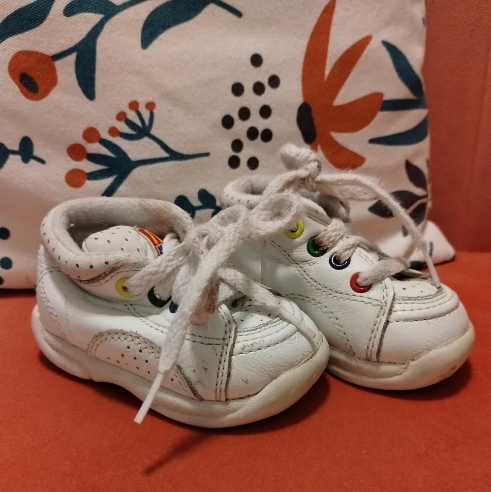 Vintage McKids baby white tennis‎ shoes